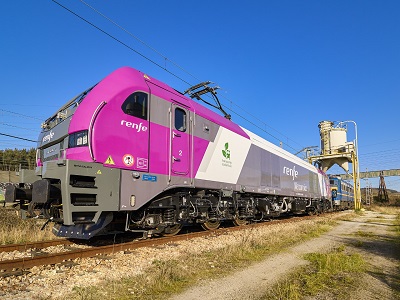 Renfe Mercancías estrena la primera locomotora para la variante de Pajares